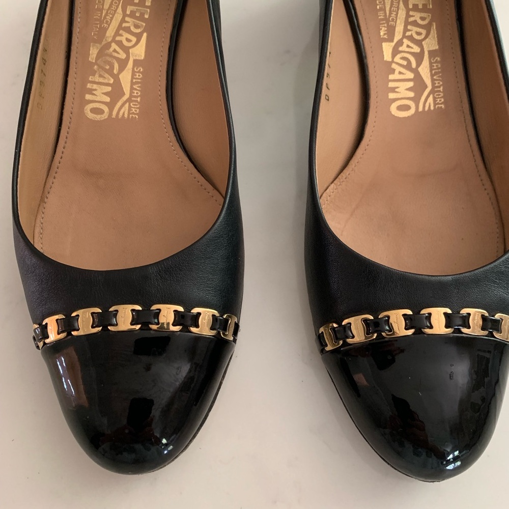 ❤️SOLD❤️ Salvatore Ferragamo black shoes - Picture 5 of 8